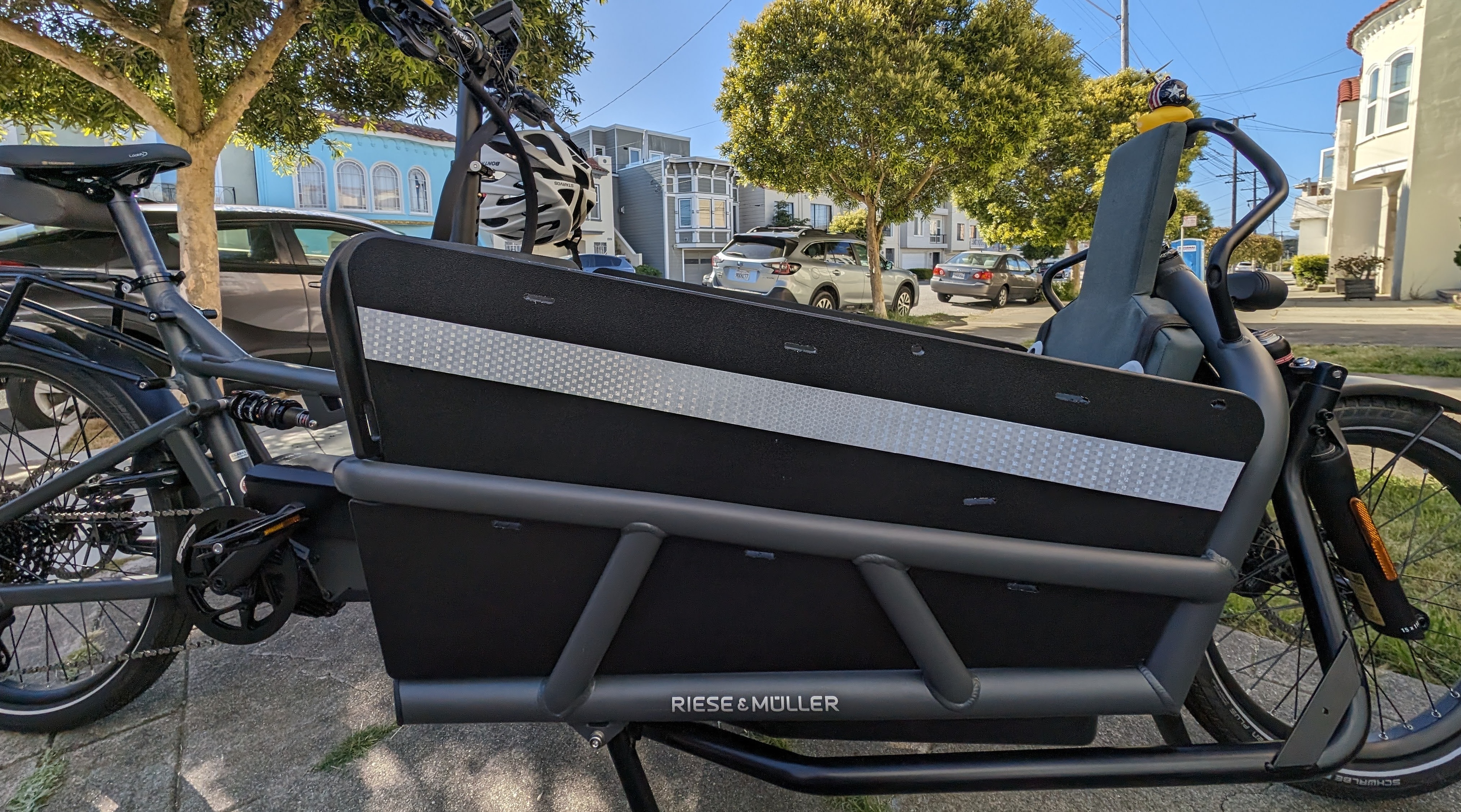 Reflective tape on the side of the bike’s cargo box